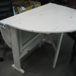 434 4392 DROP-LEAF TABLE